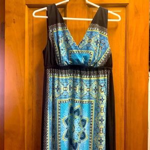 Sleeveless dress size 6